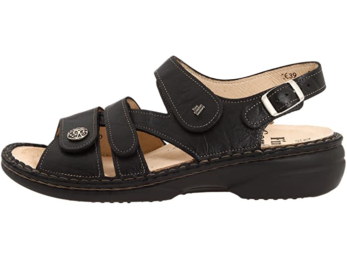 Gomera Soft Classic | Women | Black Plisseelight - Sandals - Finn Comfort