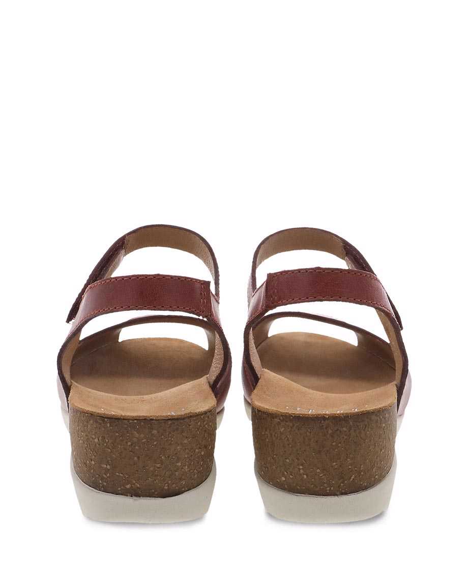 Marcy | Waxy Burnished | Chili - Sandals - Dansko