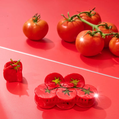 Large Tomatoes On The Vine Hair Claw