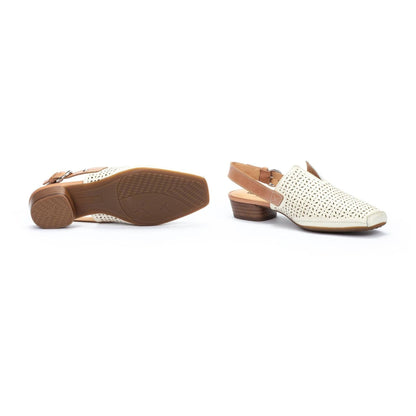 Alameda | Leather | Nata - shoe - Pikolinos