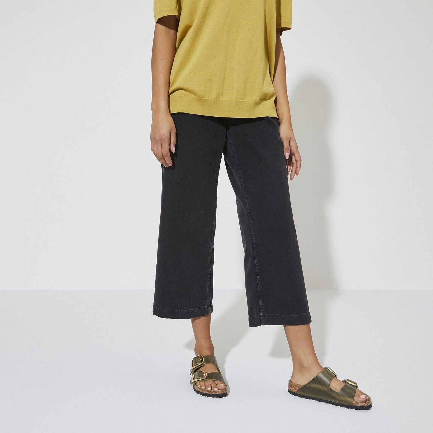 Arizona Big Buckle | Oiled Leather | Olive Green - sandals - Birkenstock