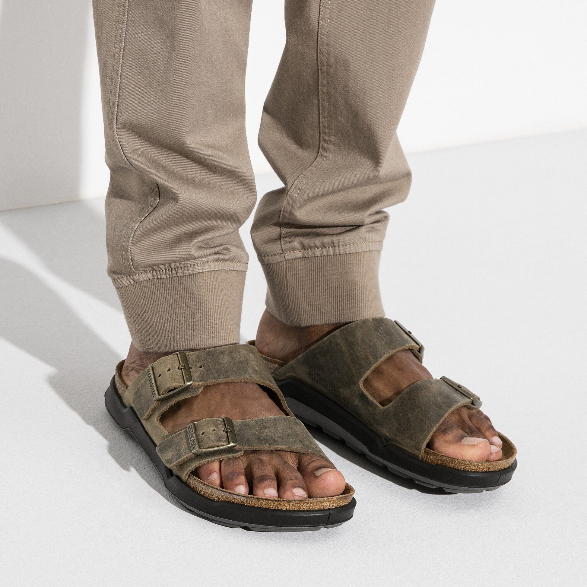 Arizona Crosstown | Oiled Leather | Faded Khaki - sandals - Birkenstock