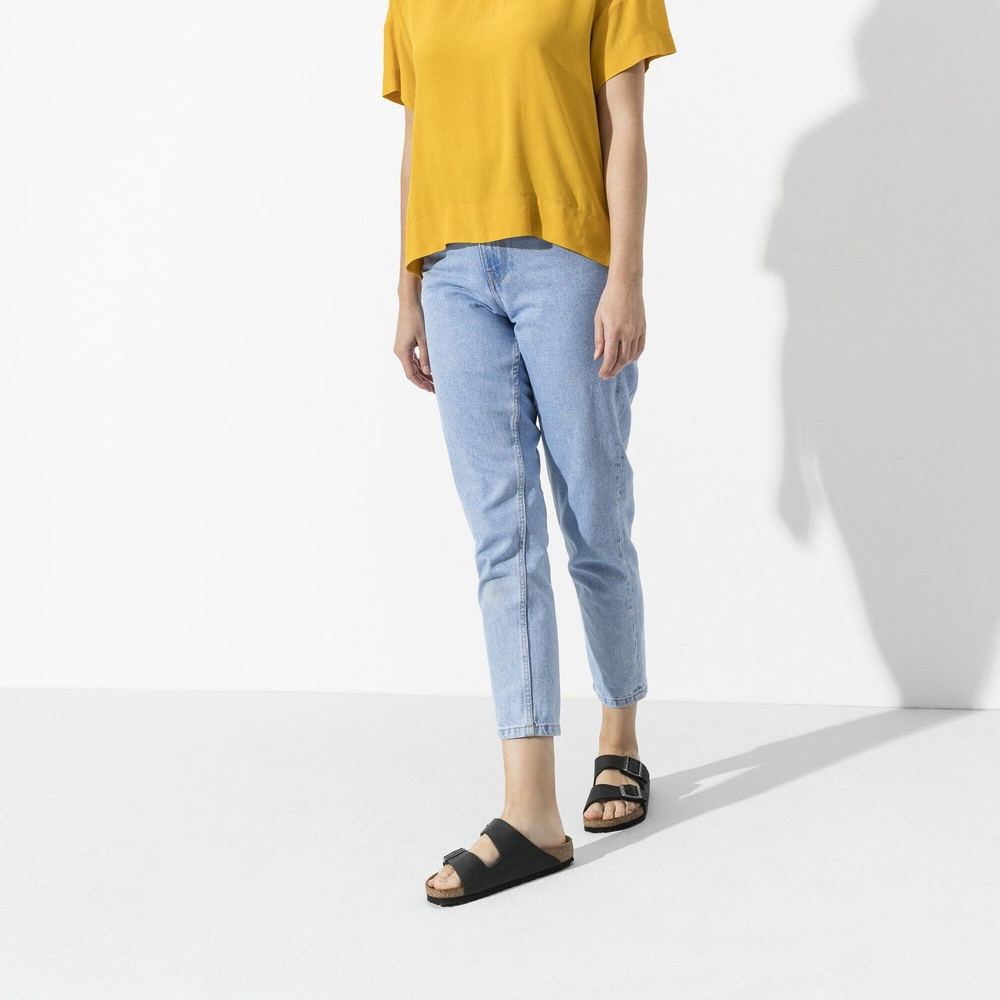 Arizona | Oiled Leather | Black - sandals - Birkenstock