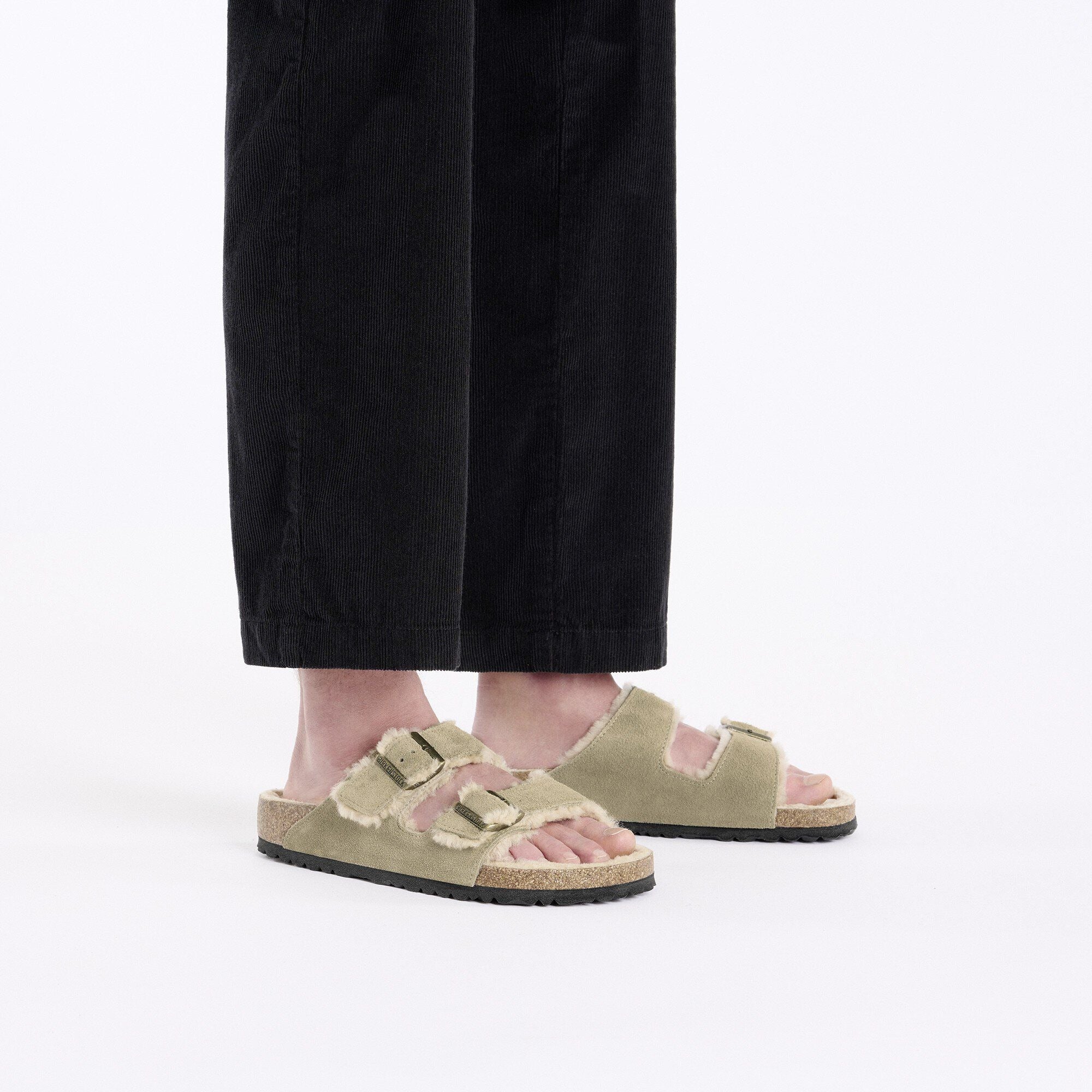 Arizona Shearling | Suede | Taupe – Birkenstock Midtown