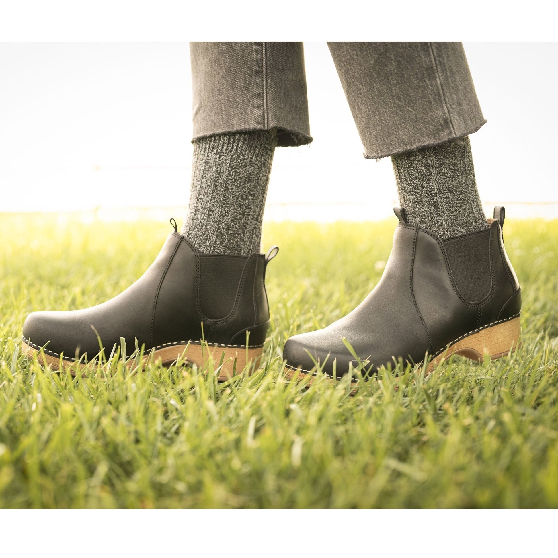 Becka | Oiled Leather | Black - Boot - Dansko