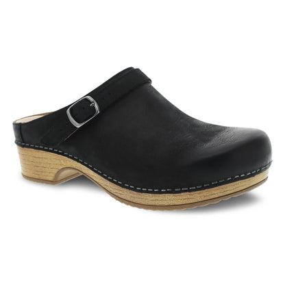 Berry | Burnished Nubuck | Black - clog - Dansko