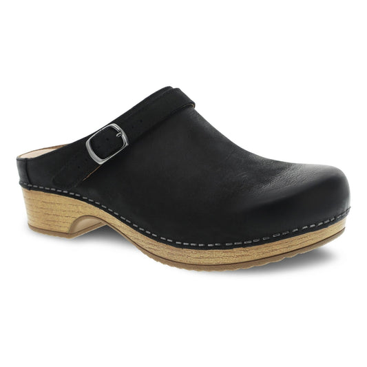 Berry | Burnished Nubuck | Black - clog - Dansko