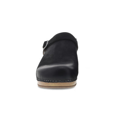 Berry | Burnished Nubuck | Black - clog - Dansko