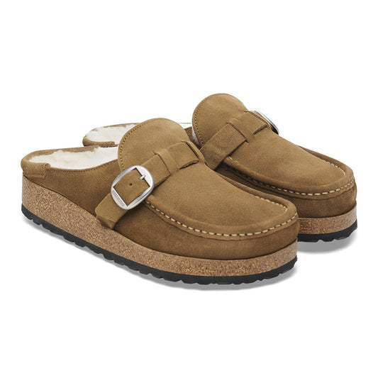 Buckley Shearling Round Buckle | Suede | Dark Tea - clog - Birkenstock