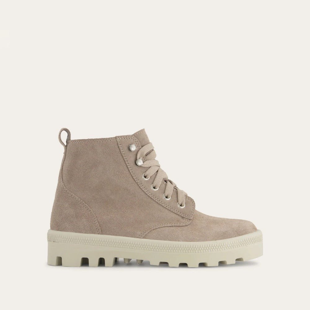 Canoe | Suede | Almond - Boot - Naot