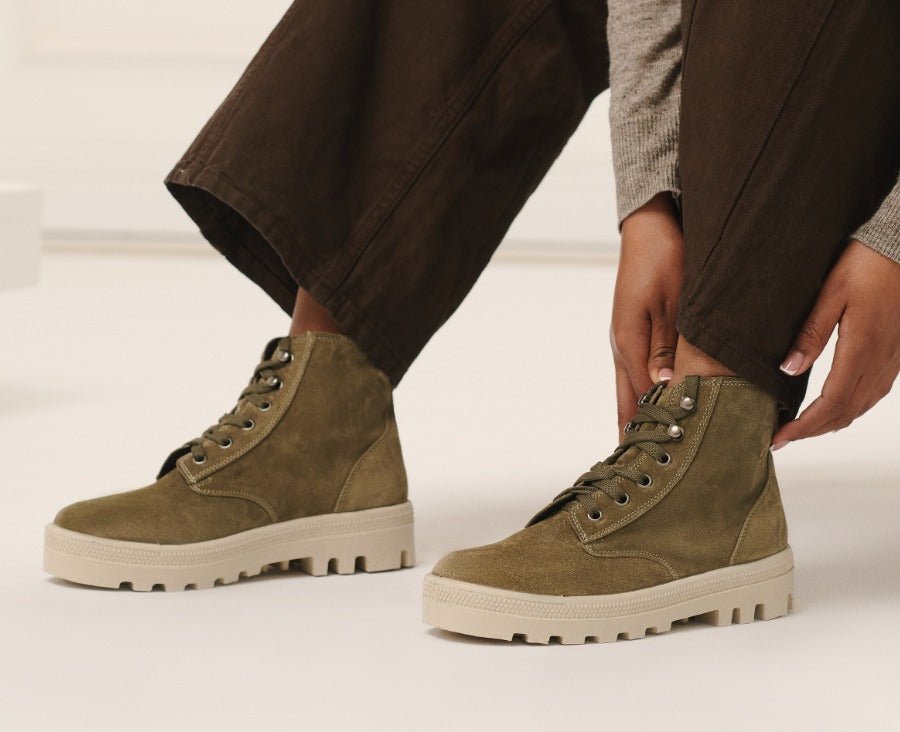 Canoe | Suede | Hunter Green - Boot - Naot