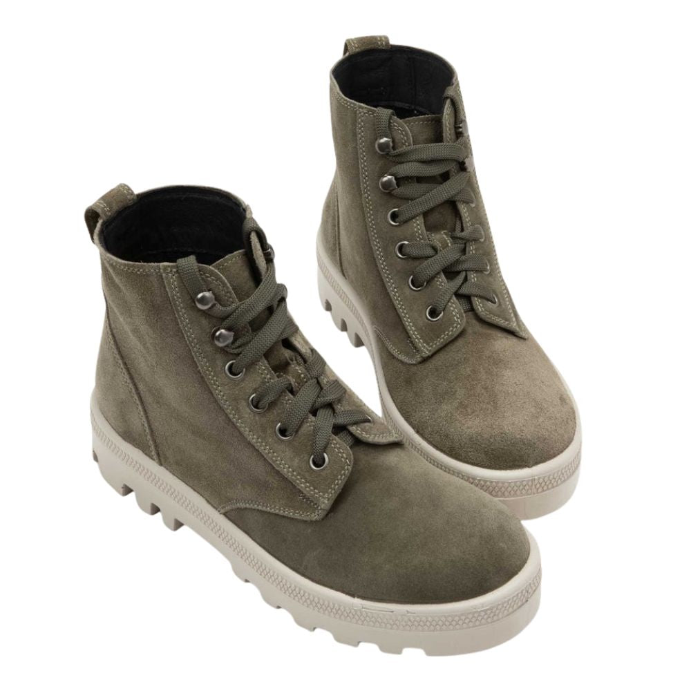 Canoe | Suede | Hunter Green - Boot - Naot