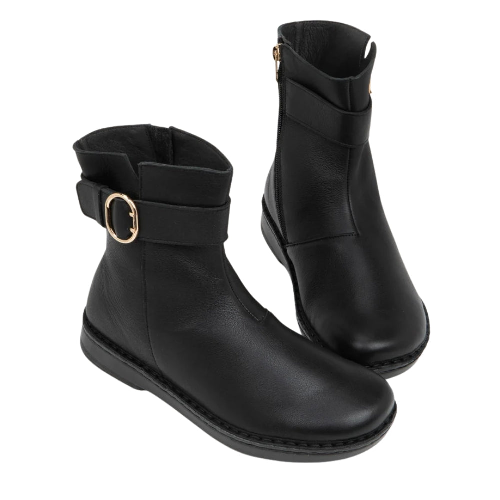 Capri | Water Resistant | Leather | Black - Boot - Naot