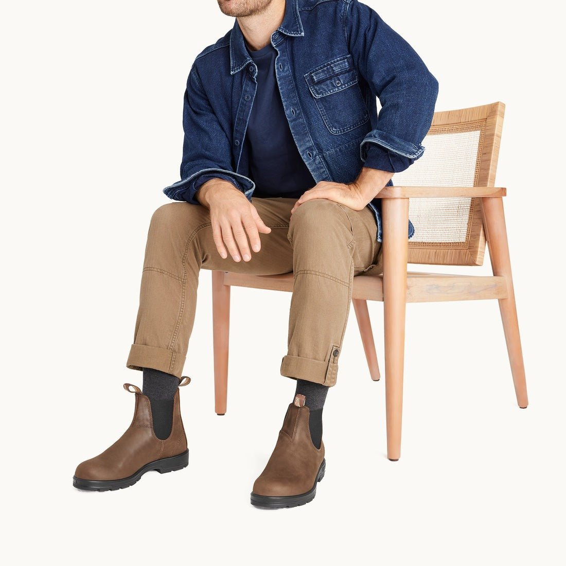 Classic 550 Chelsea Boot 1609 | Leather | Antique Brown - Boot - Blundstone