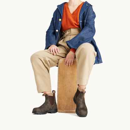 Classic 550 Chelsea Boot 585 | Leather | Rustic Brown - Boot - BLUNDSTONE