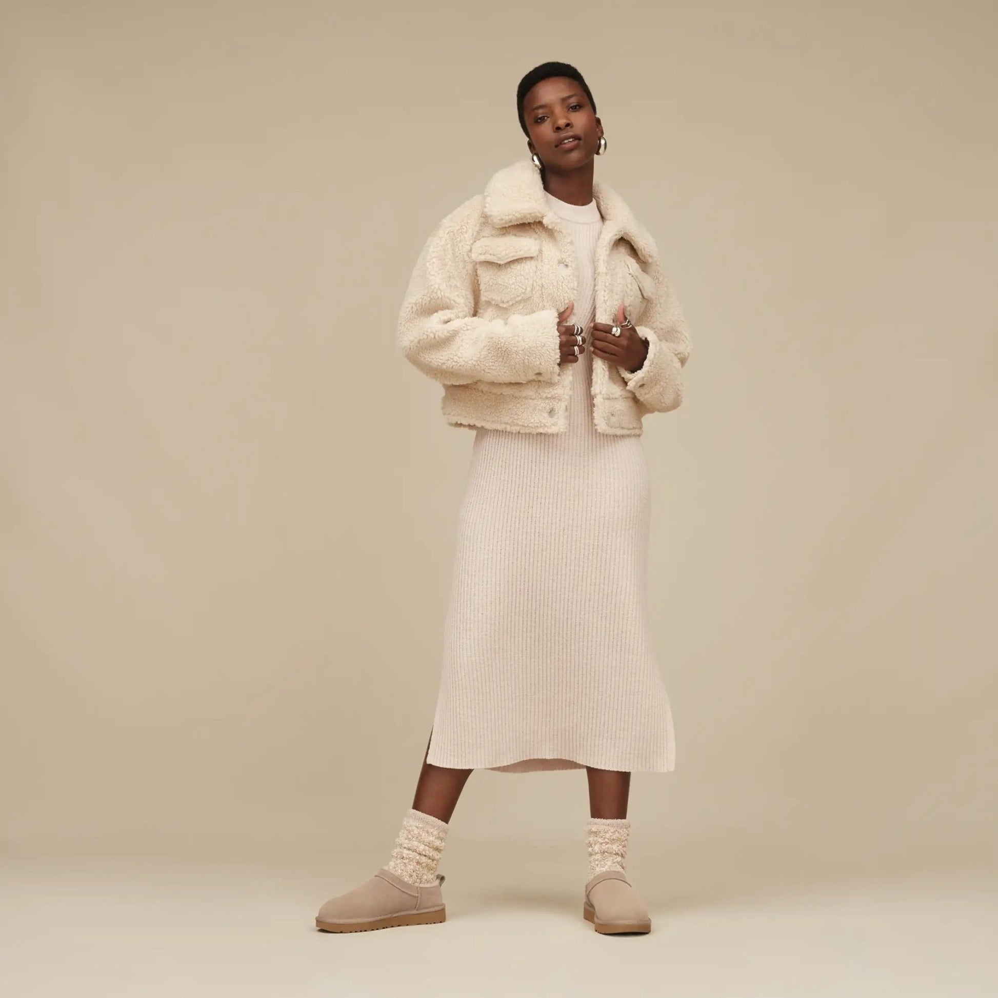 Classic Micro Boot | Women | Suede/Sheepskin | Sand - Boot - UGG