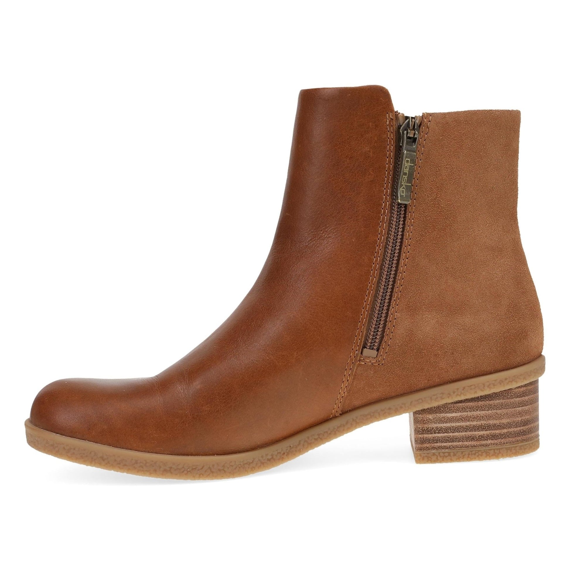Denay | Waterproof | Suede/Milled | Saddle - Boot - Dansko