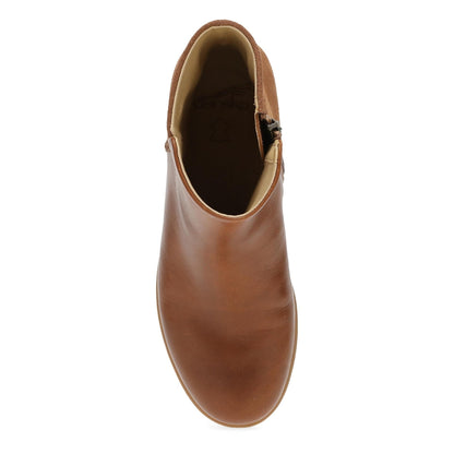 Denay | Waterproof | Suede/Milled | Saddle - Boot - Dansko