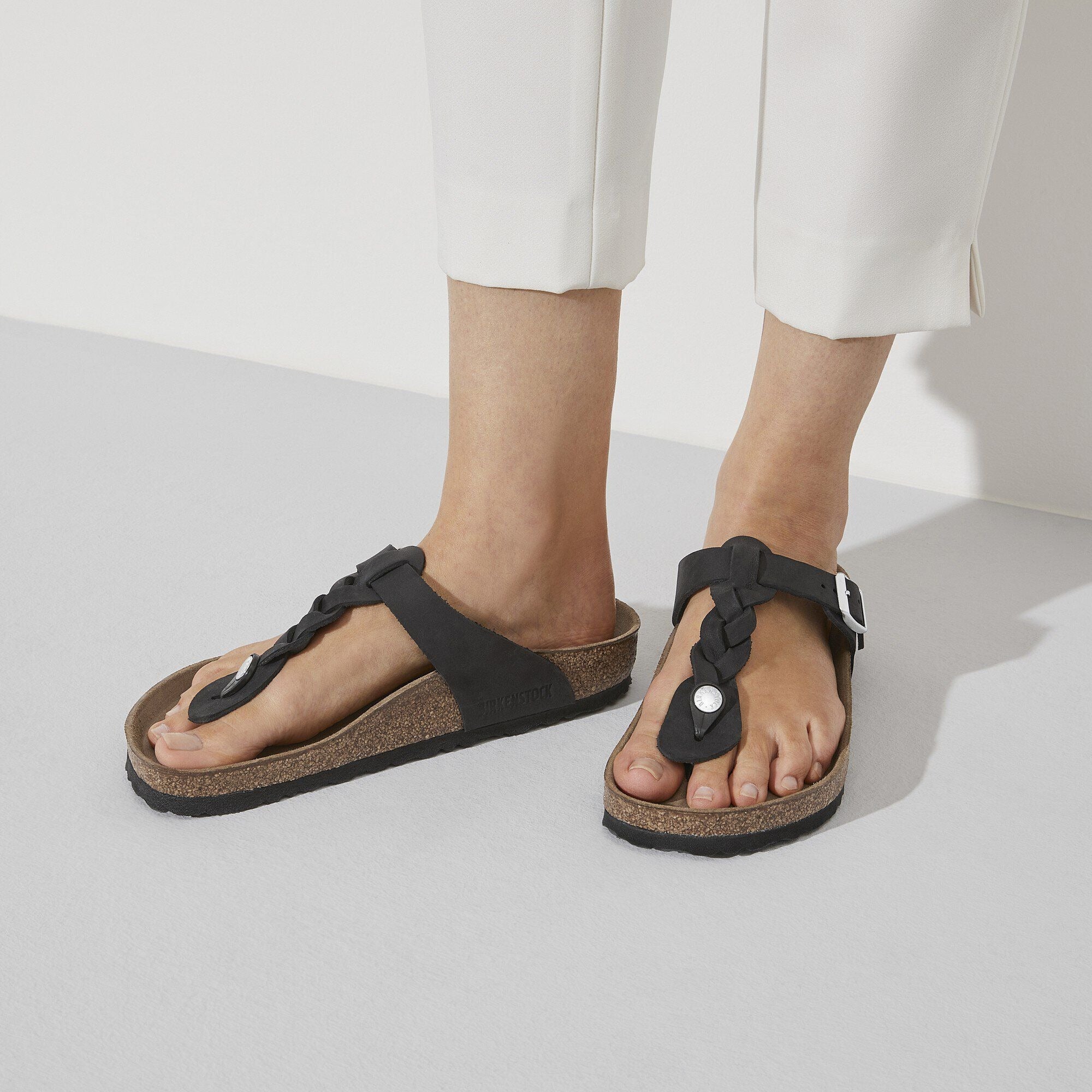 Gizeh Braided | Oiled Leather | Black – Birkenstock Midtown