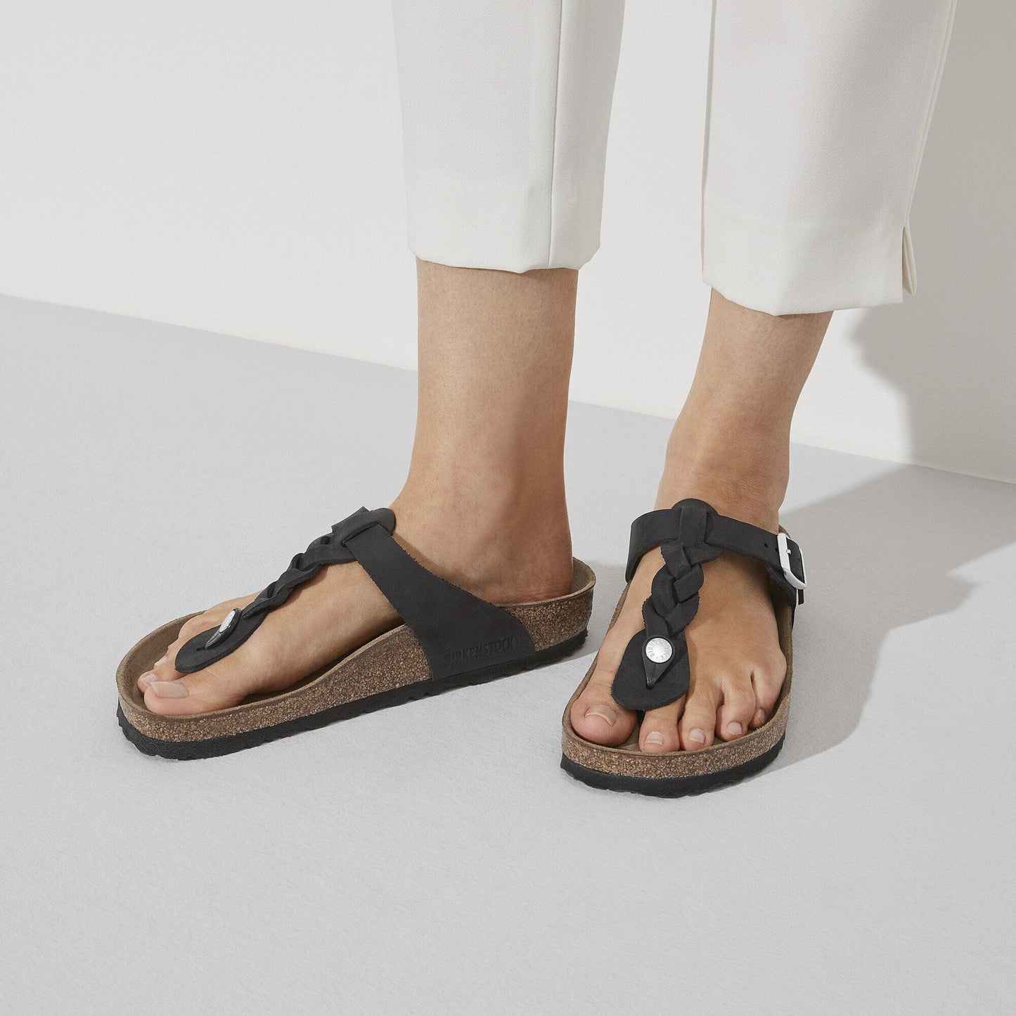 Gizeh Braided | Oiled Leather | Black - sandals - Birkenstock