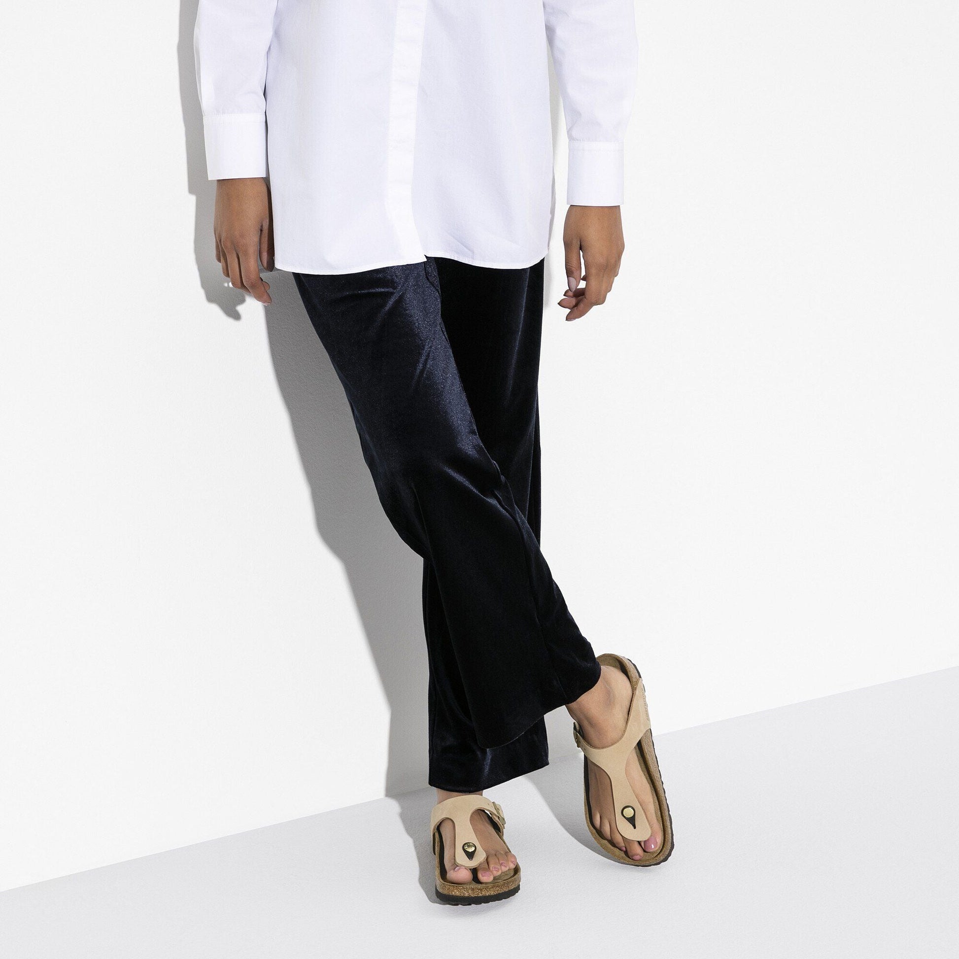 Gizeh | Soft Footbed | Nubuck | Sandcastle - sandals - Birkenstock