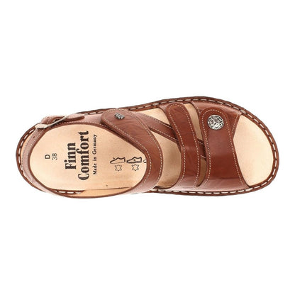 Gomera Soft | Leather| Cognac Plisseelight - sandals - Finn Comfort