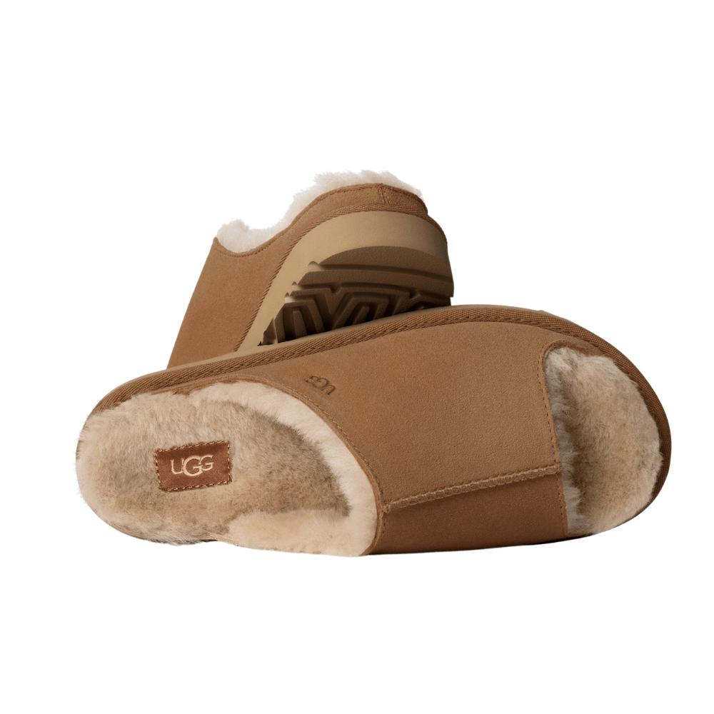 Greenport Slide | Women | Sheepskin | Chestnut - Sandals - UGG