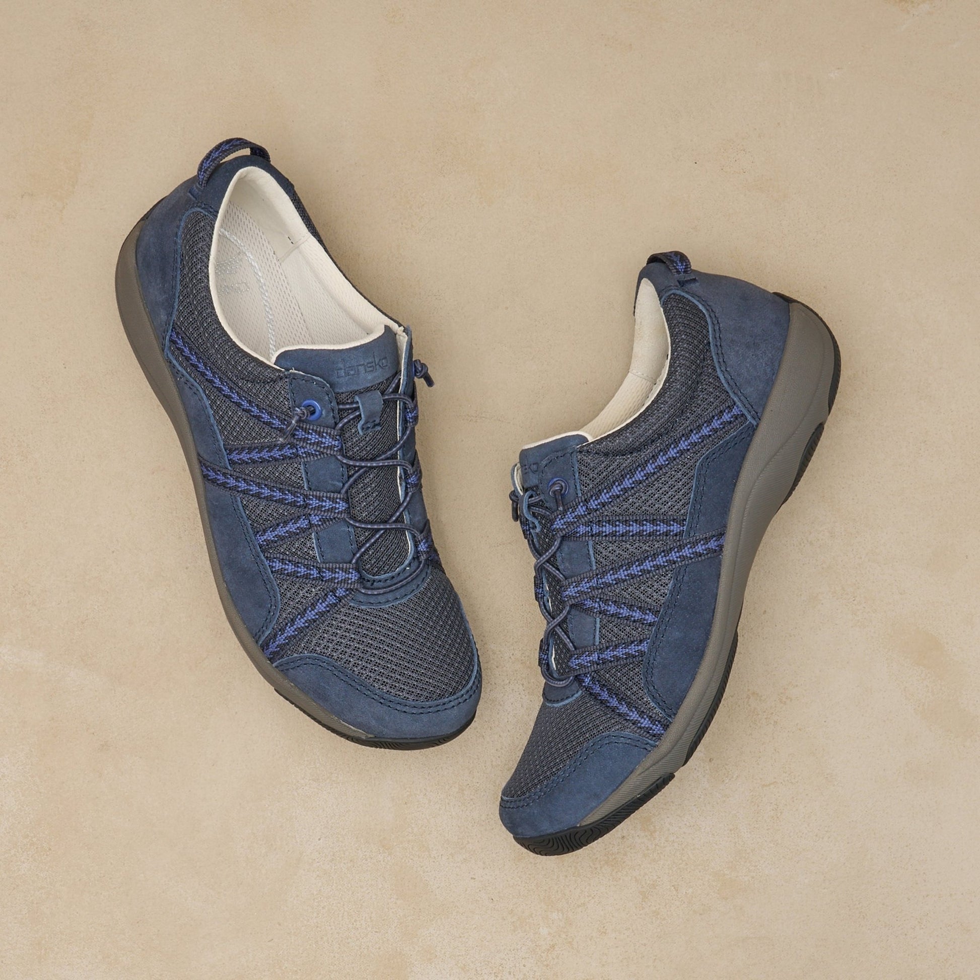 Harlyn | Suede | Navy - shoe - Dansko