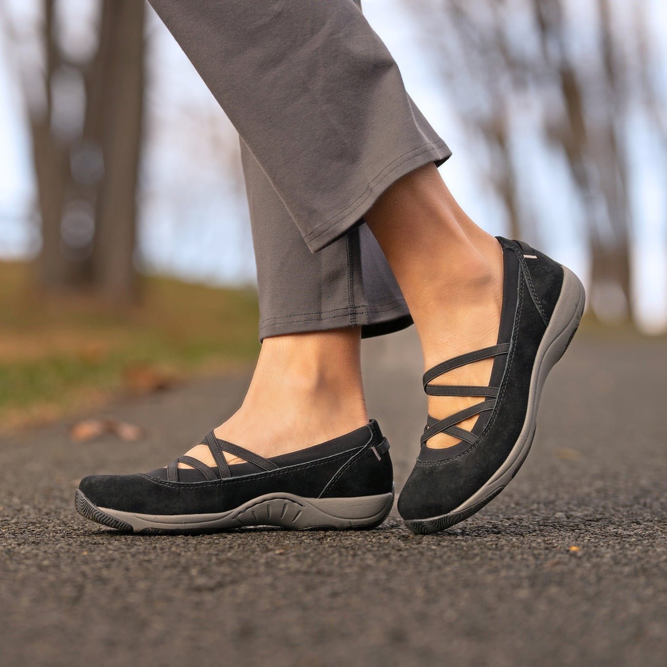 Harper | Suede | Black - Shoe - Dansko