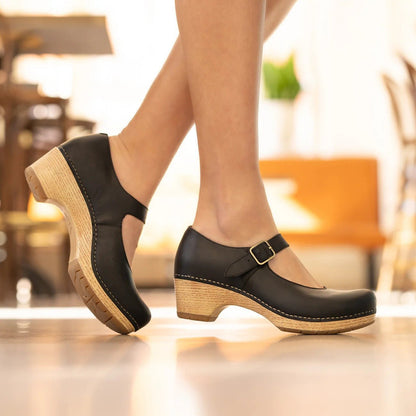 Lilah | Oiled Pull Up | Black - Shoe - Dansko