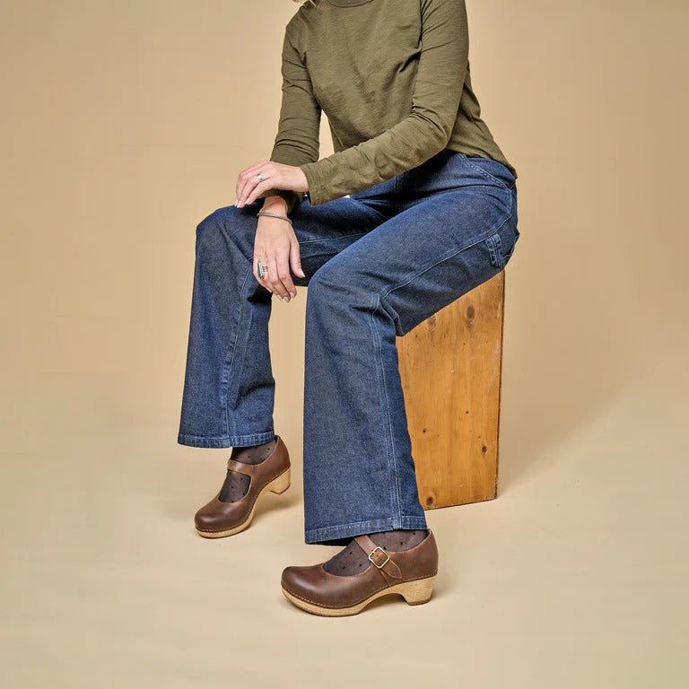 Lilah | Oiled Pull Up | Tan - Shoe - Dansko