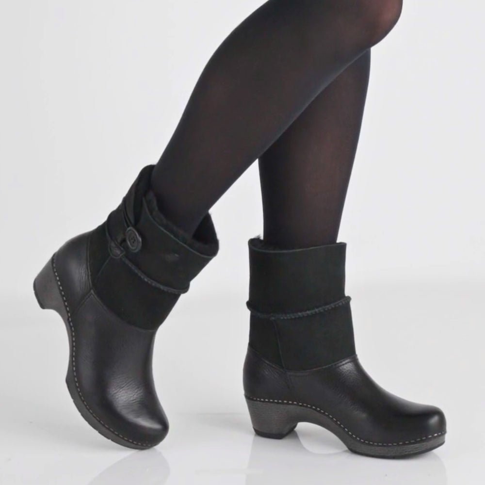 Lillith | Waxy Milled Leather| Black - Boot - Dansko