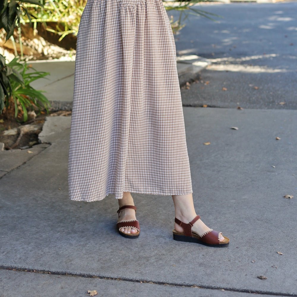Luna | Oily Nubuck | Brandy - Wedge - Naot