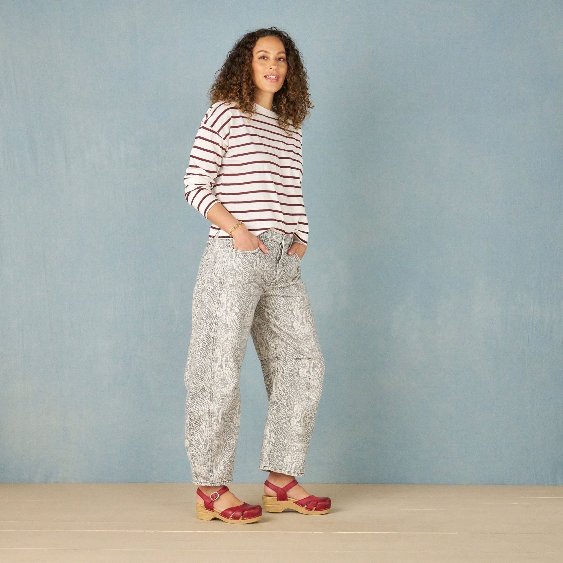 Margreta | Burnished Nubuck | Red - sandals - Dansko