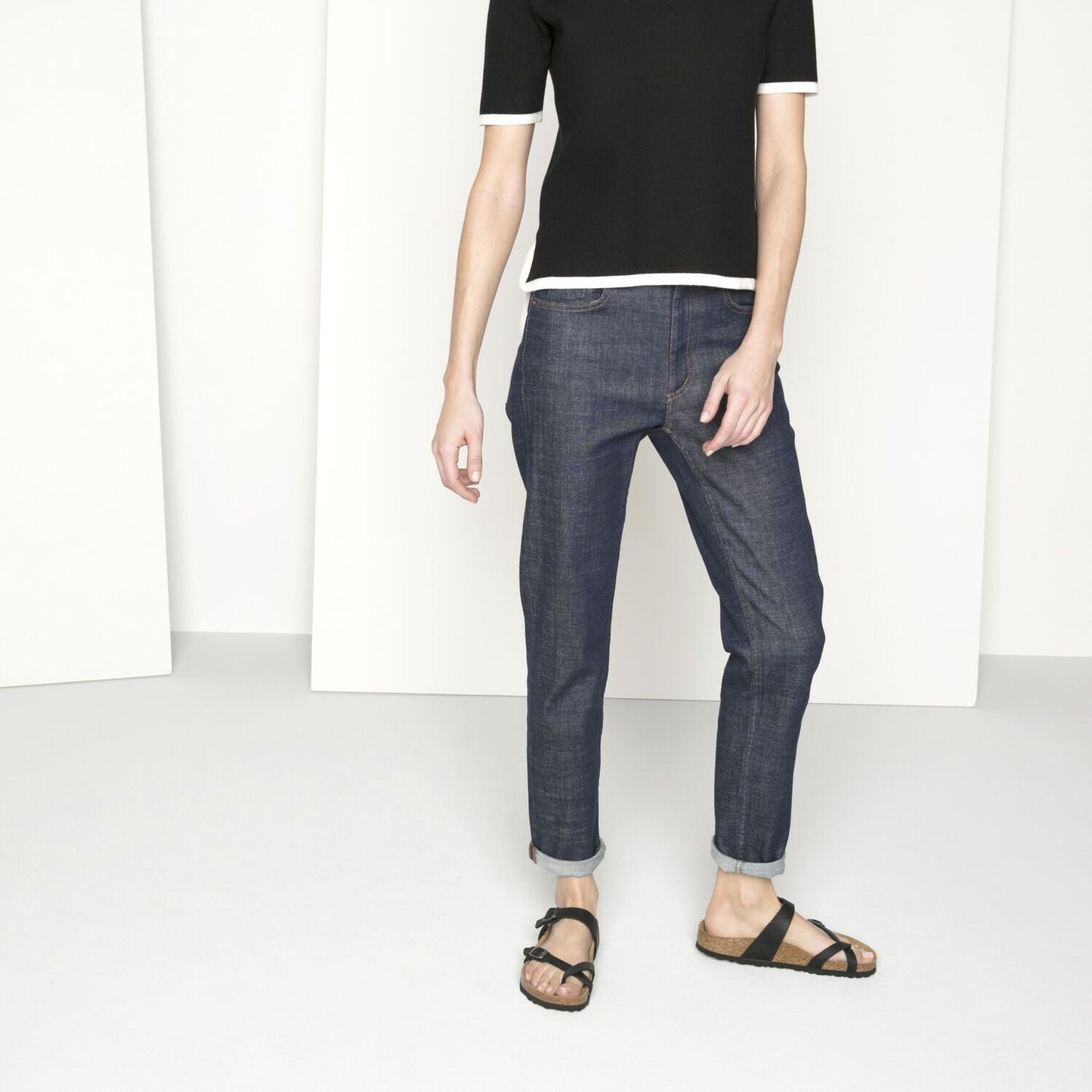 Mayari | Oiled Leather | Black - SANDAL - Birkenstock