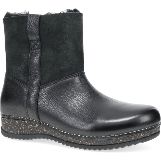 Mckenzie | Waxy Milled /Shearling | Black - Boot - Dansko