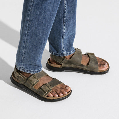 Milano Crosstown | Oiled Leather | Faded Khaki - sandals - Birkenstock