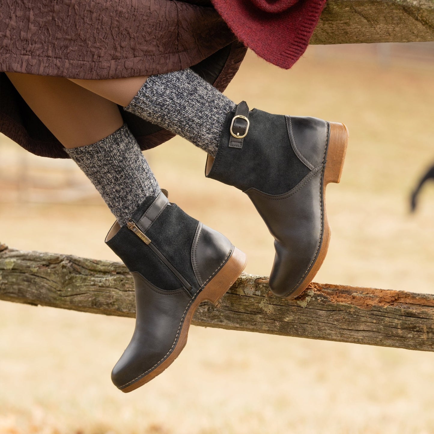 Monique | Burnished Calf | Black - Boot - Dansko