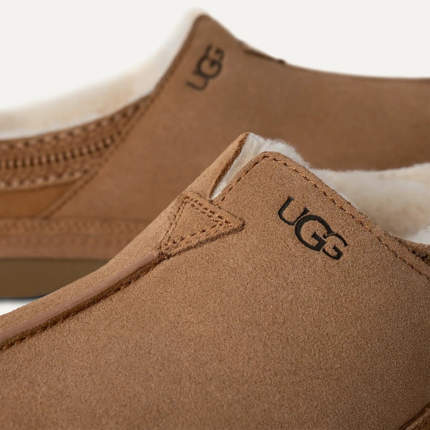 Neuman | Men | Suede/Sheepskin | Chestnut - Slipper - UGG