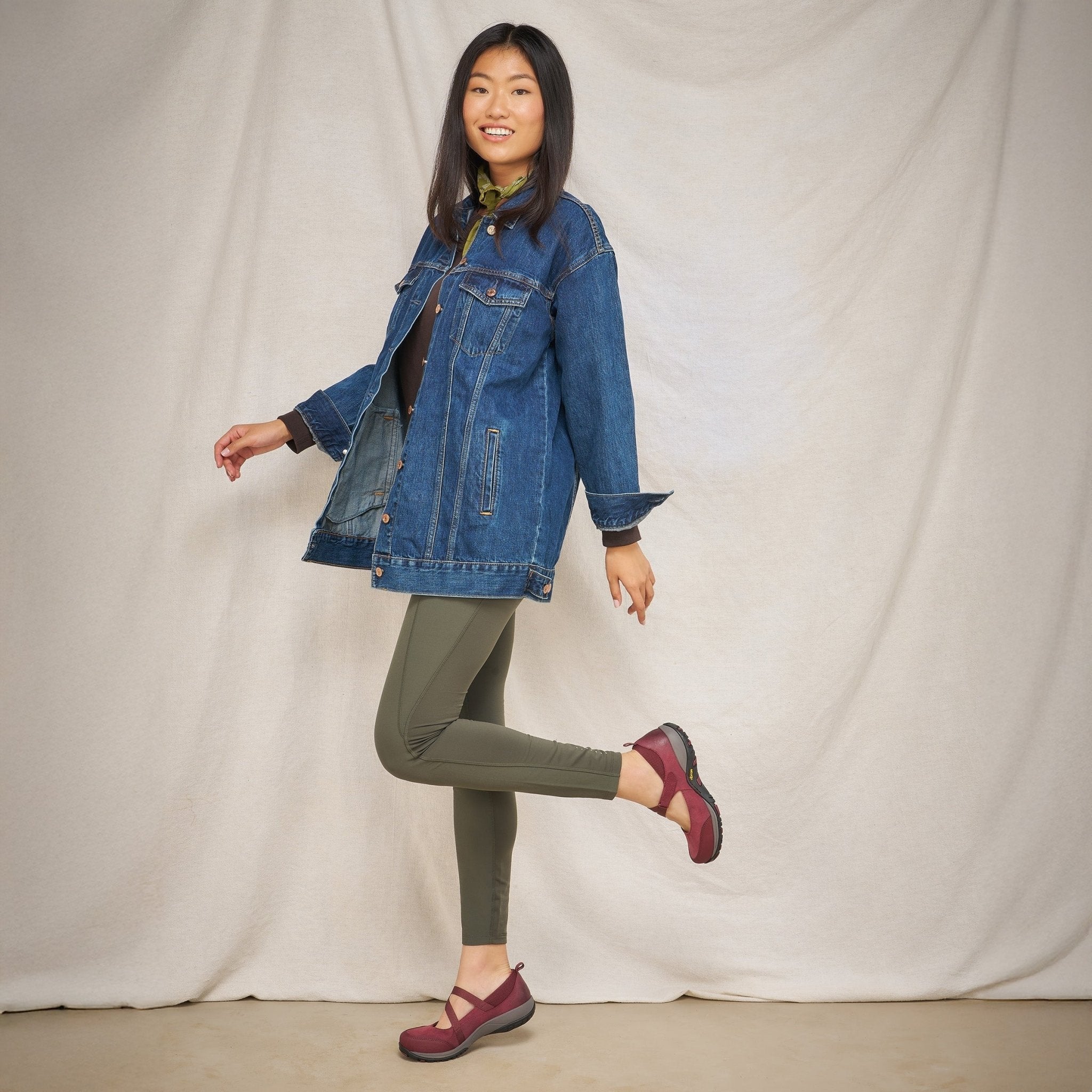 Primrose | Waterproof | Burnished Suede | Wine – Birkenstock Midtown