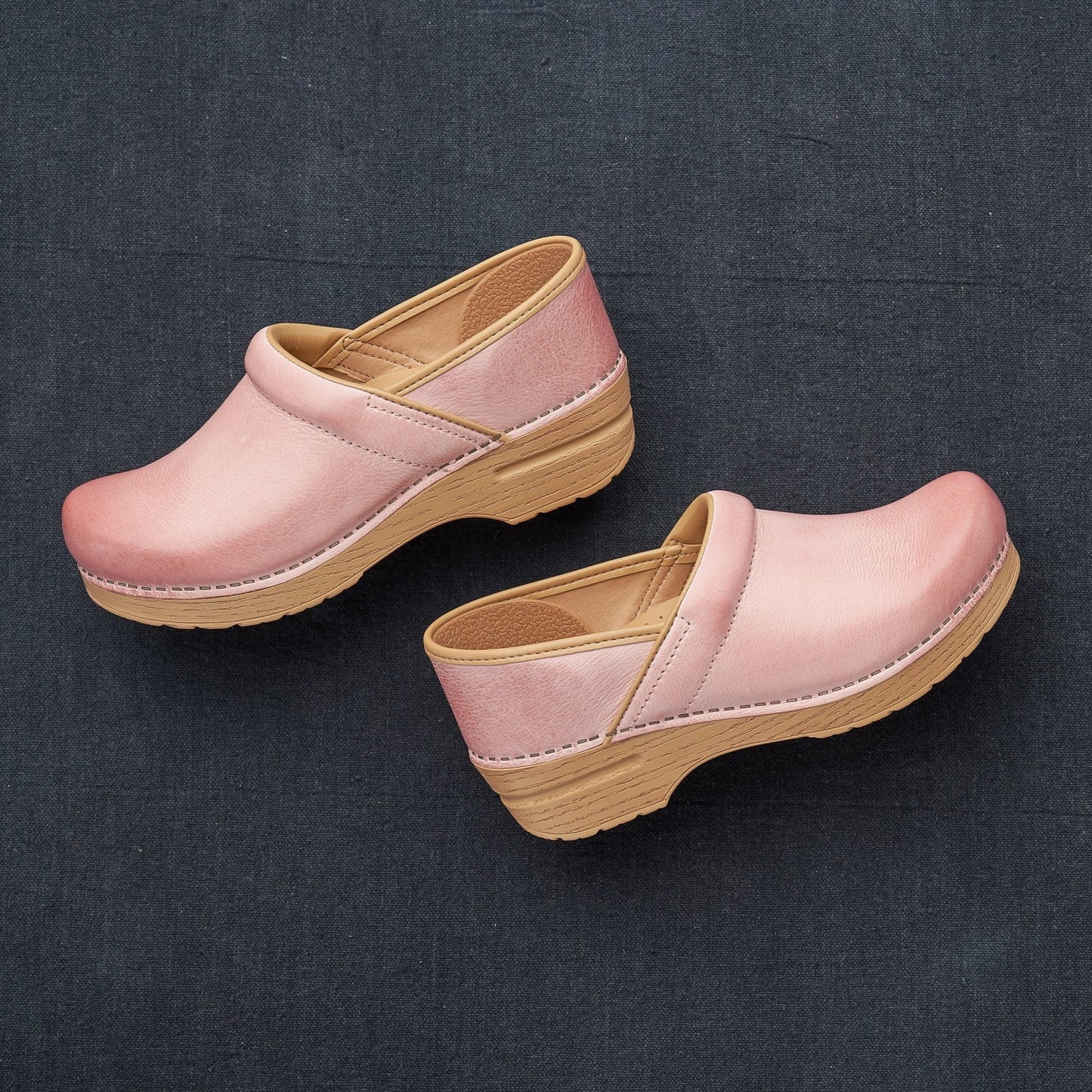 Professional | Milled Burnished | Pink - clog - Dansko