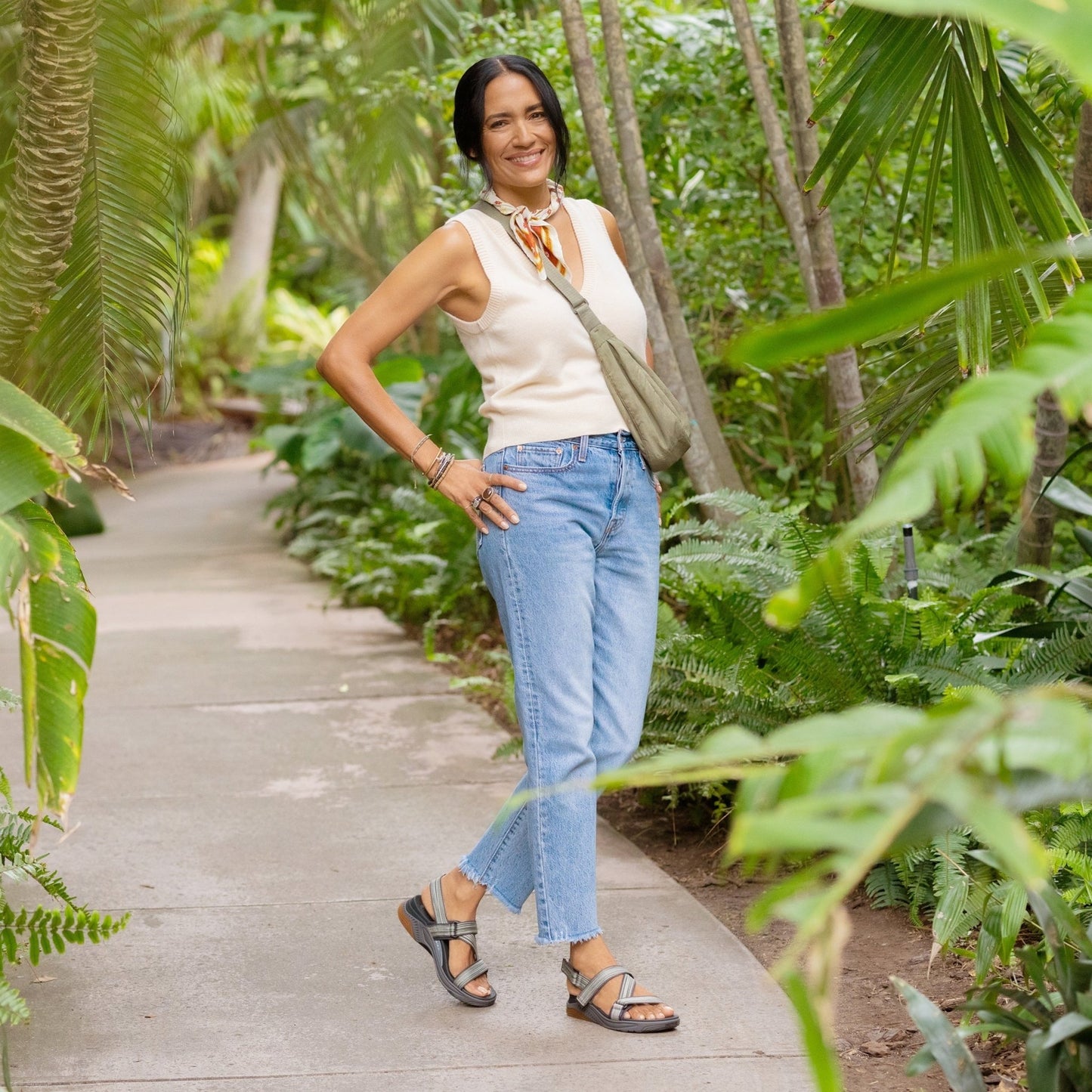 Rayna | Textle/Webbing | Black - sandals - Dansko