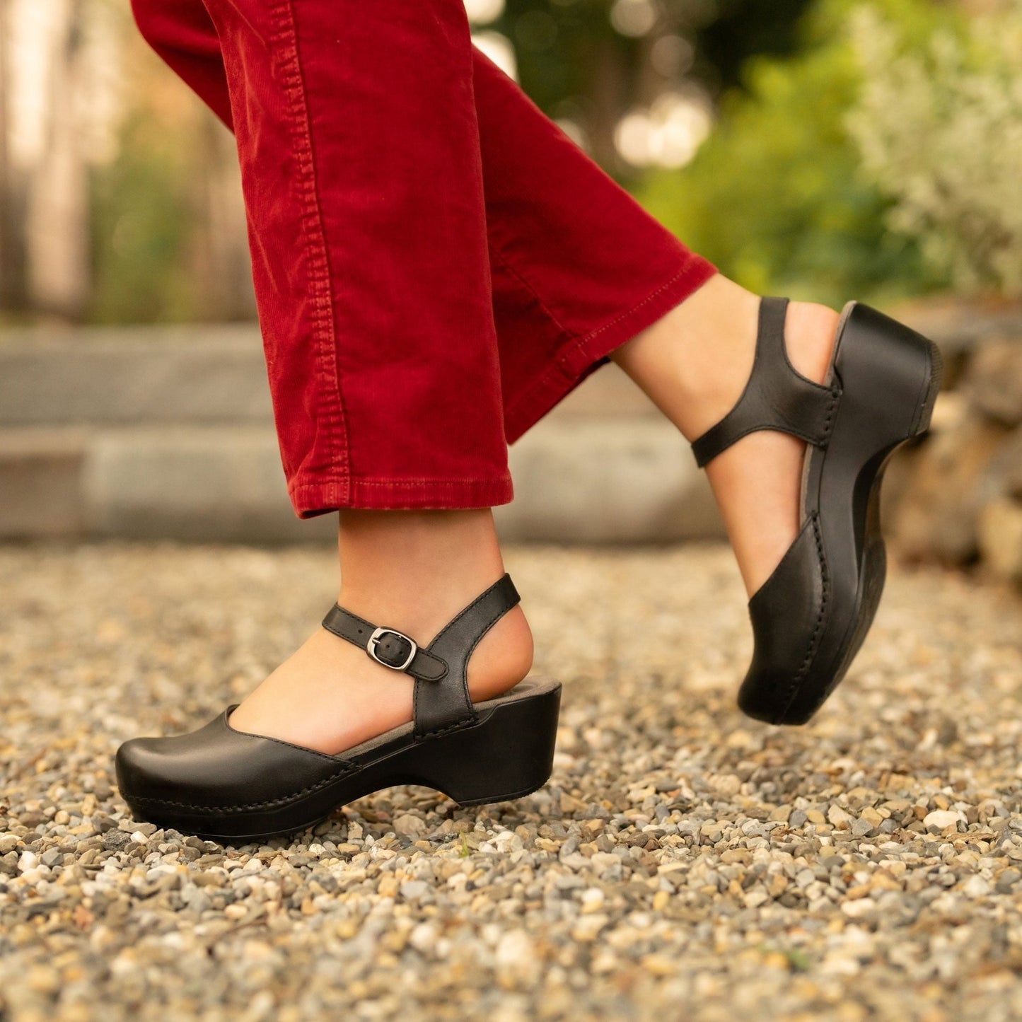 Sam | Leather | Black - clog - Dansko