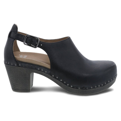 Sassy | Milled Burnished | Black - shoe - Dansko