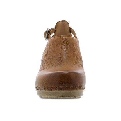 Sassy | Milled Burnished | Tan - shoe - Dansko