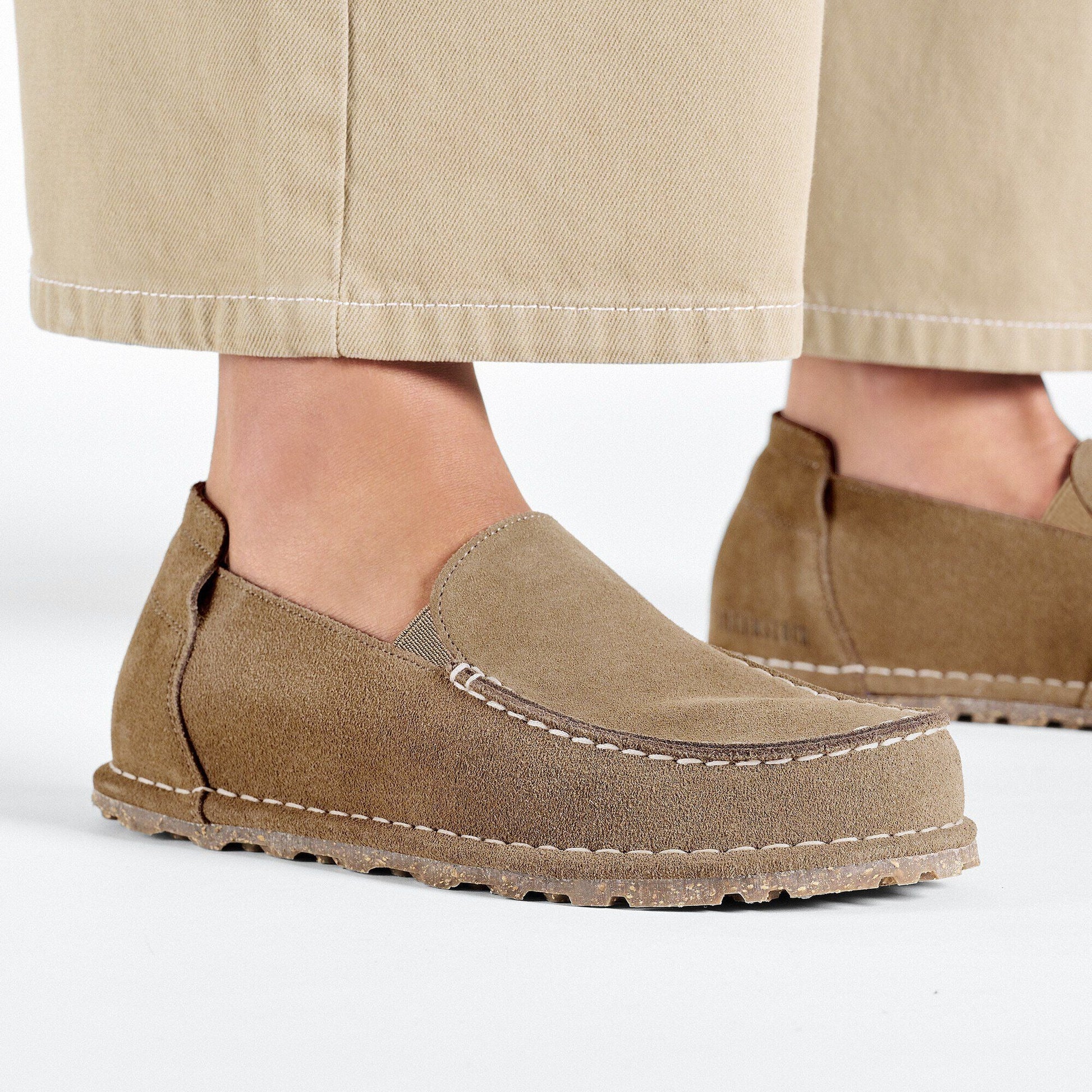Utti | Suede | Taupe - shoe - Birkenstock