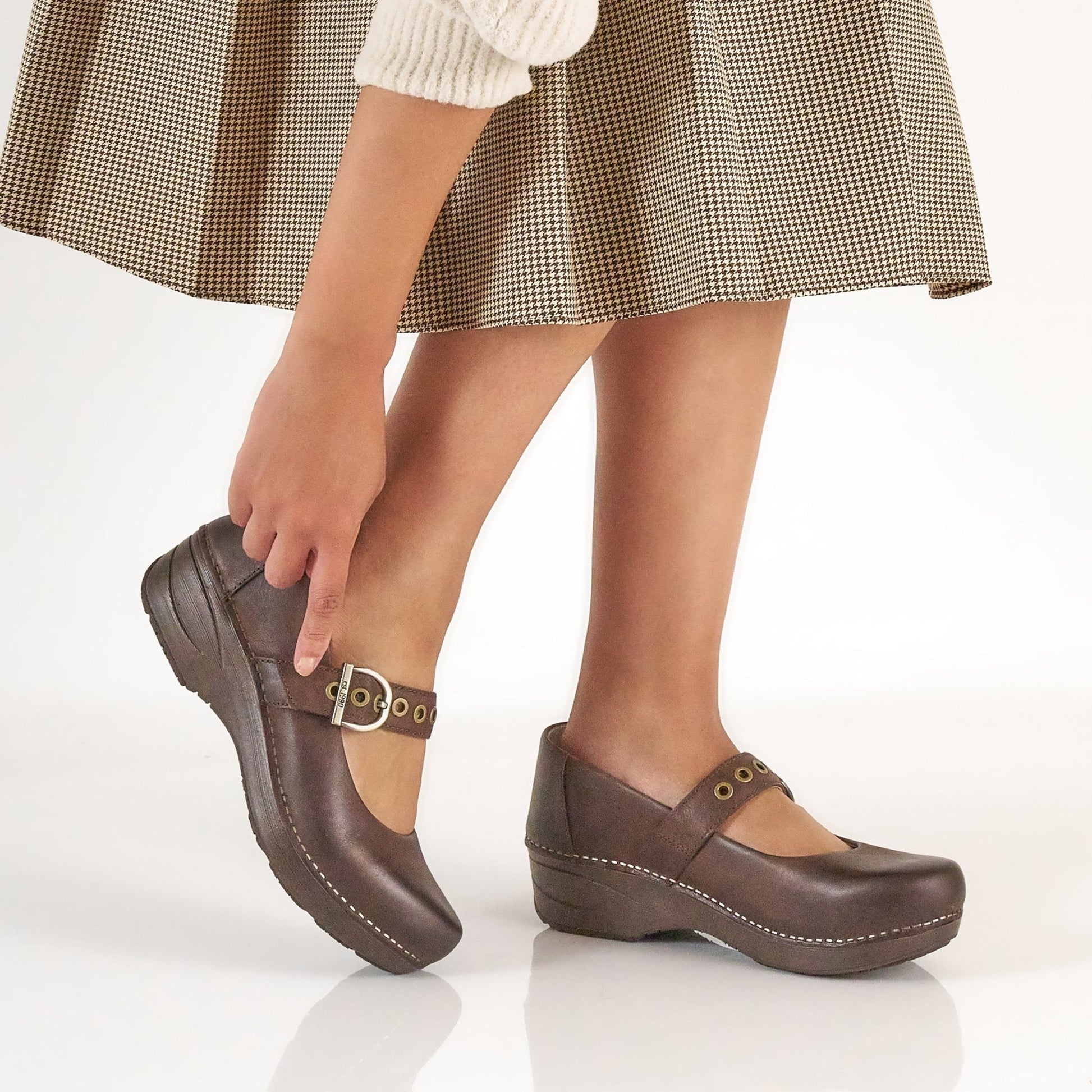 XP 2.0 Mary Jane | Leather | Chocolate - clog - Dansko