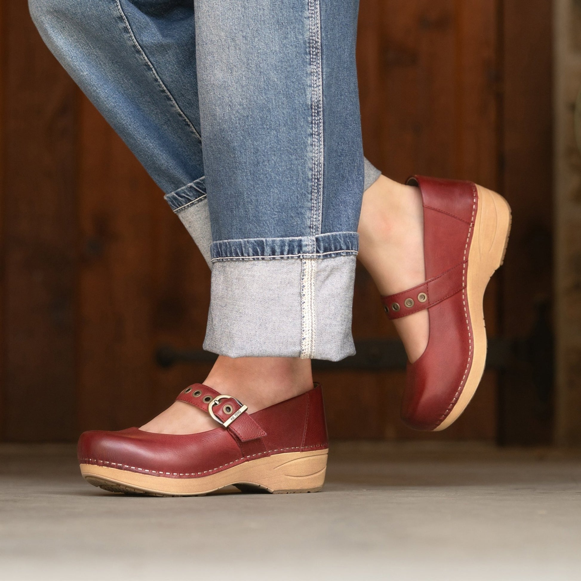 XP 2.0 Mary Jane | Leather | Red - clog - Dansko