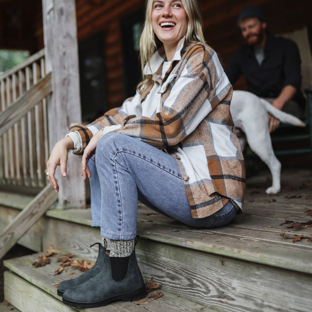 Classic 550 | Chelsea Boot | Rustic Black #587 - Boot - Blundstone