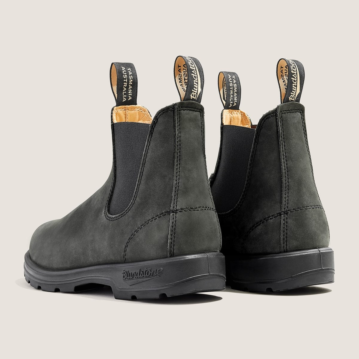 Classic 550 | Chelsea Boot | Rustic Black #587 - Boot - Blundstone